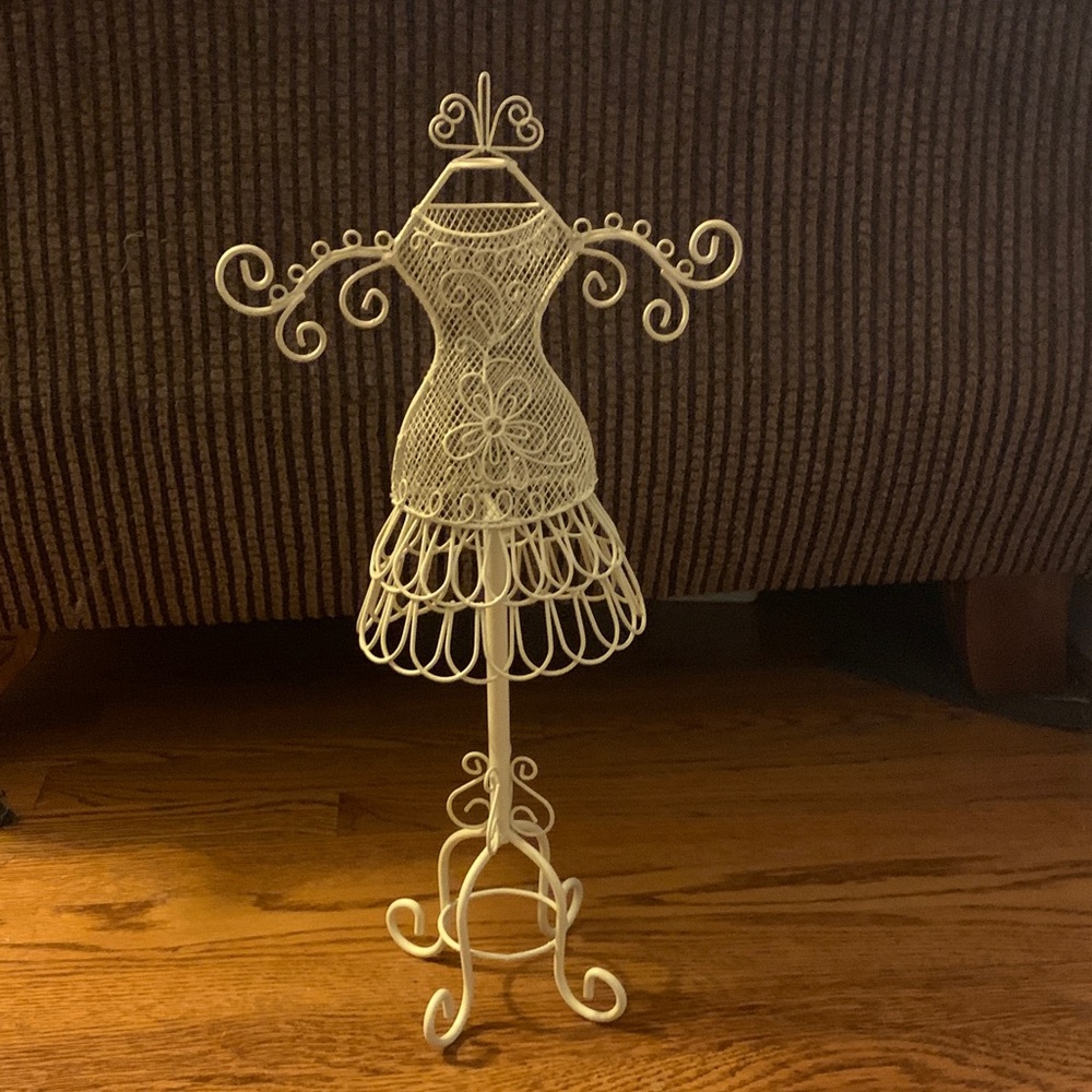 Chic White Wire Dress Form Jewelry Organizer